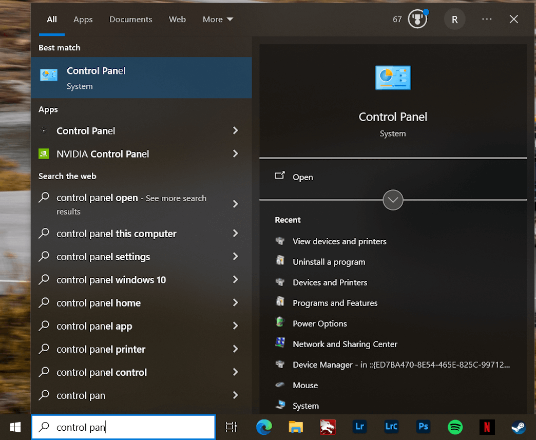 Windows Start-menu met zoekopdracht voor Configuratiescherm.