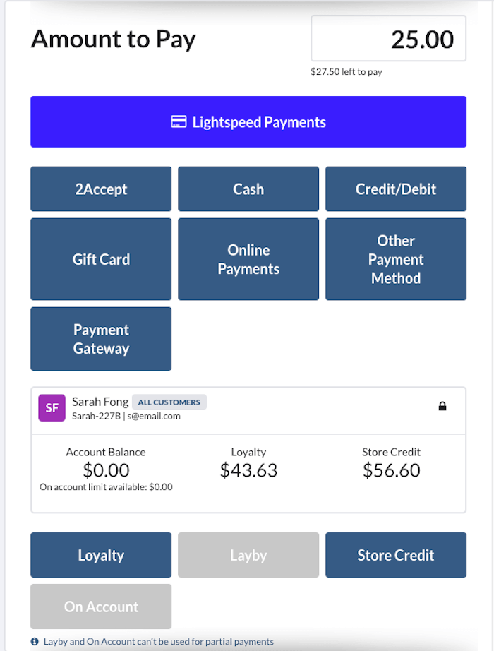 Écran de paiement avec le montant du paiement partiel inscrit dans le champ.
