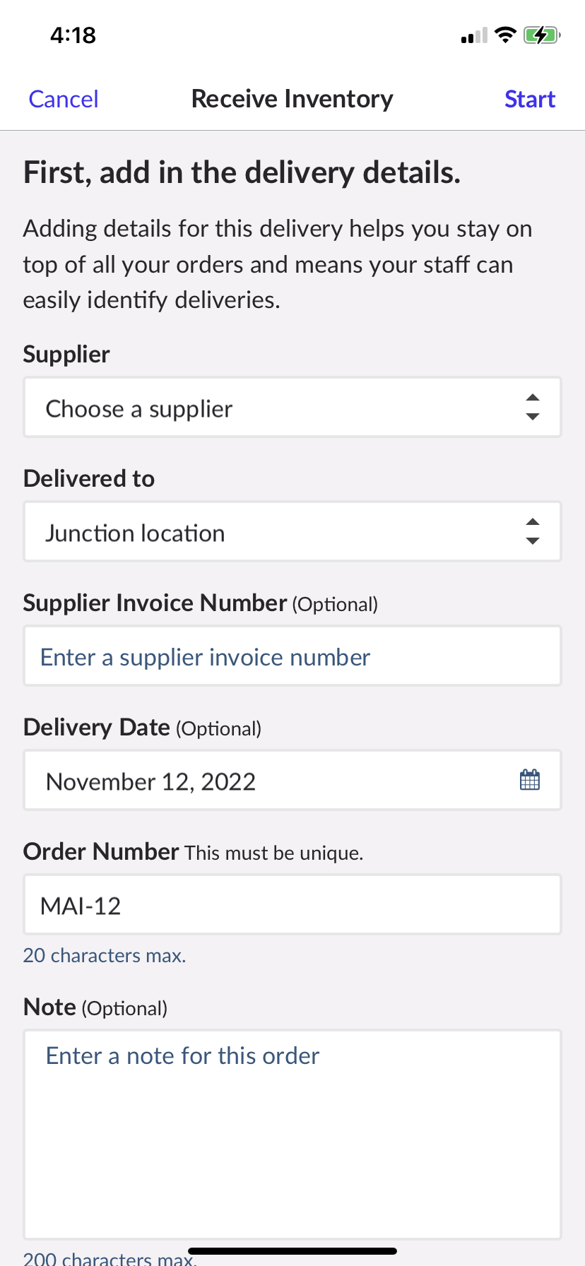 Page montrant les détails d’une nouvelle commande de stocks, avec des champs à remplir.