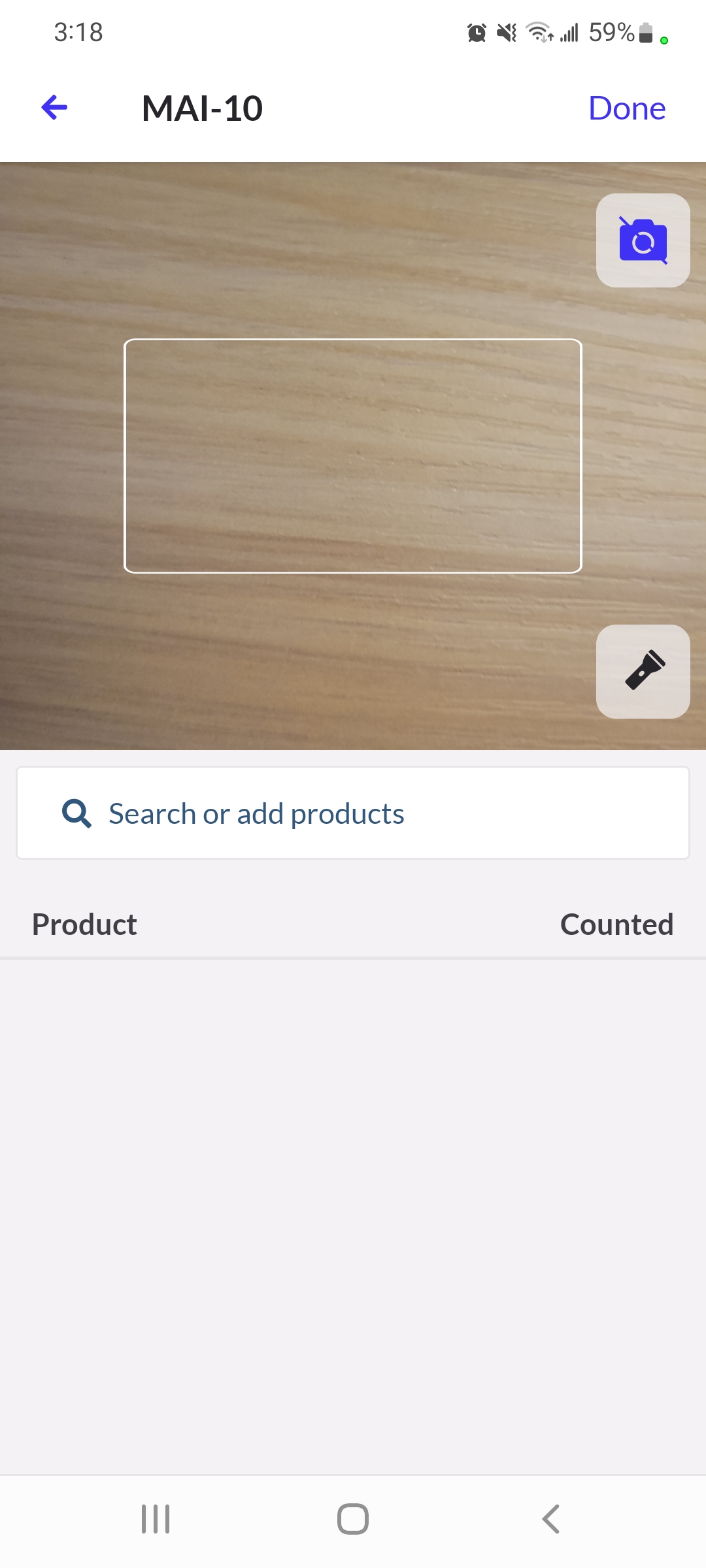 Page d’une nouvelle commande de stocks. L’appareil photo arrière est activé afin de numériser des codes à barres.