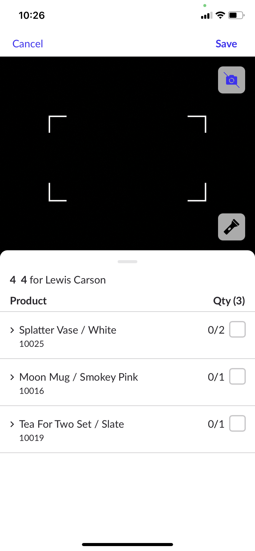 Écran montrant une commande en cours de traitement et l’appareil photo arrière activé.