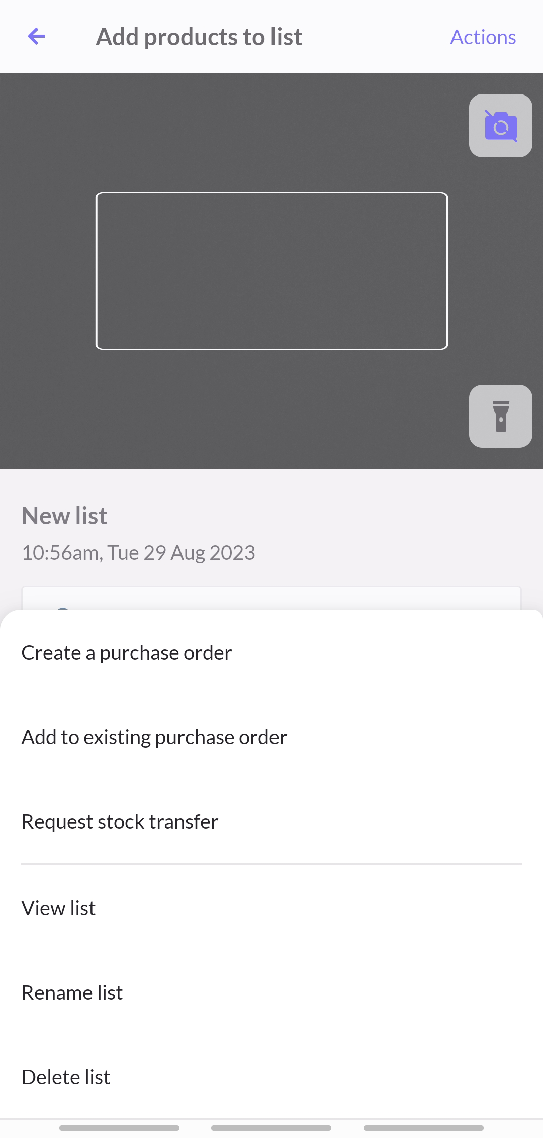 Écran montrant l’option Demander un transfert de stock, qui s’affiche lorsque l’utilisateur appuie sur Actions