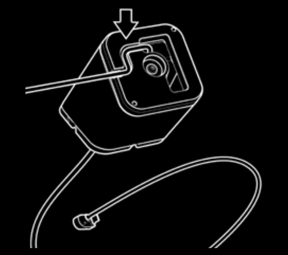 Illustratie van de voet van een universele standaard waarbij de kabel in de S-sleuf aan de onderkant van de voet wordt geduwd.