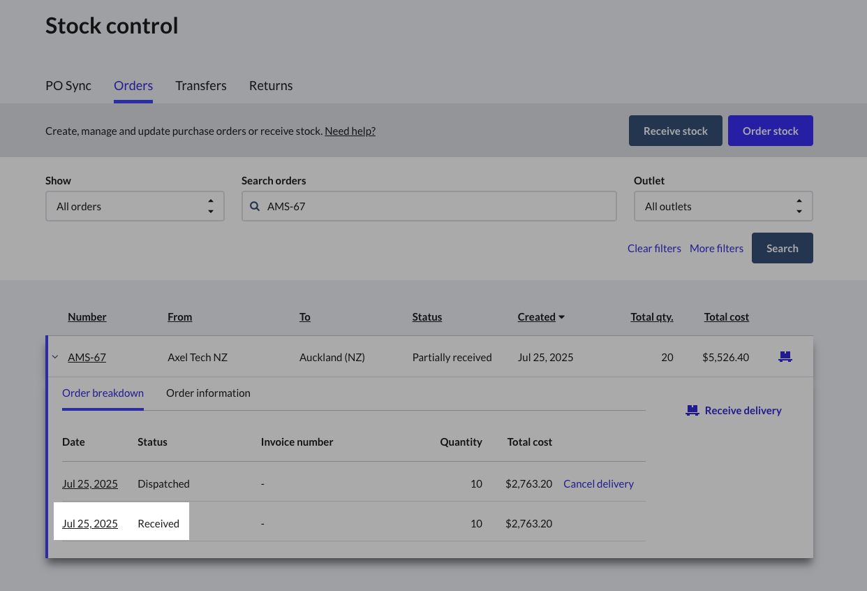 Une commande partiellement réceptionnée, mettant en surbrillance la date à côté de l'état de la commande.