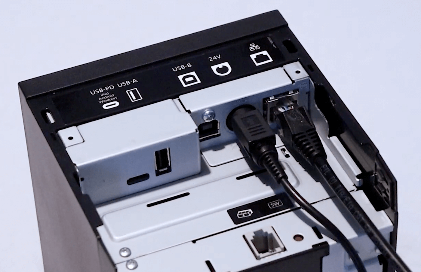 Connexion du câble Ethernet à l’imprimante