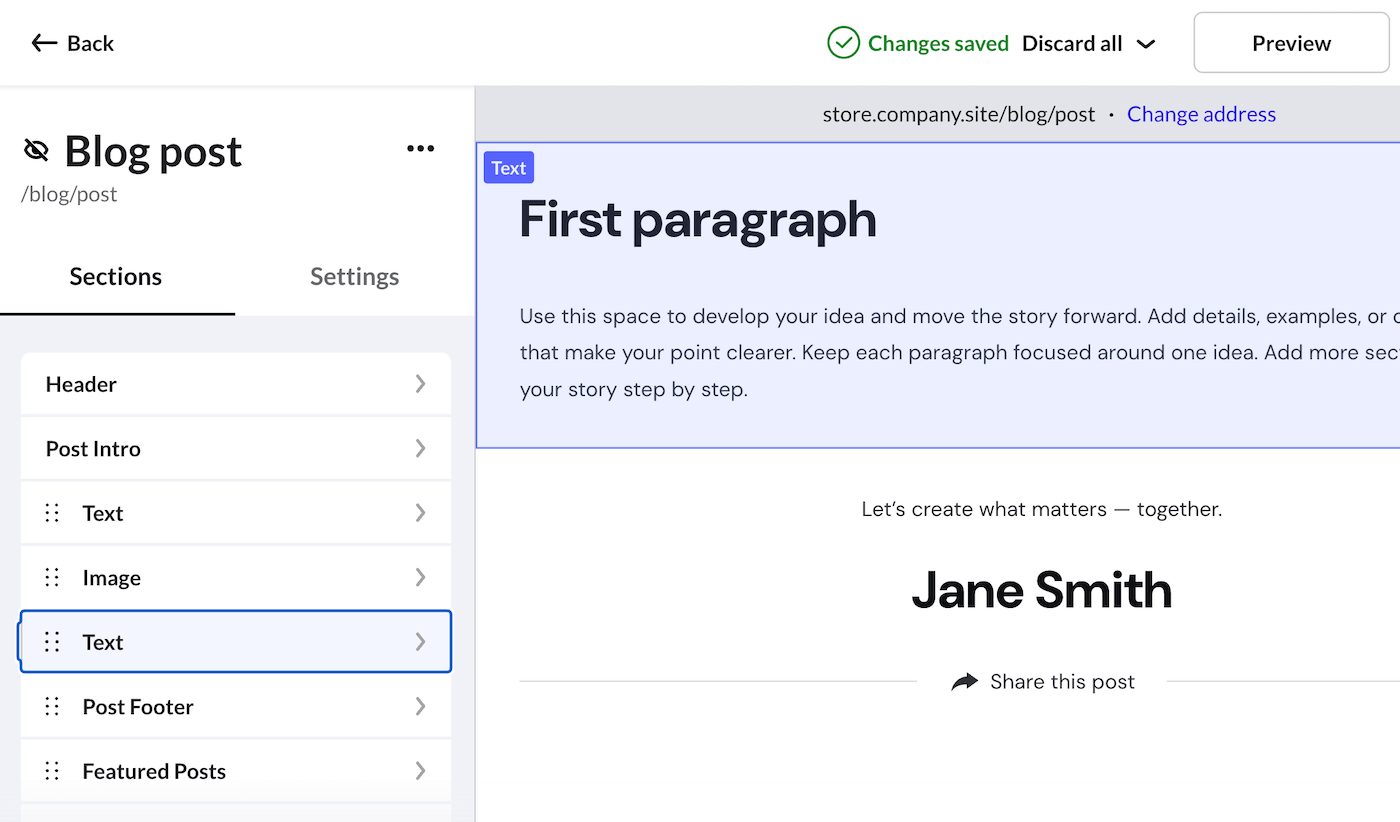 eCom site builder Blog post editor page with selected Text section item.