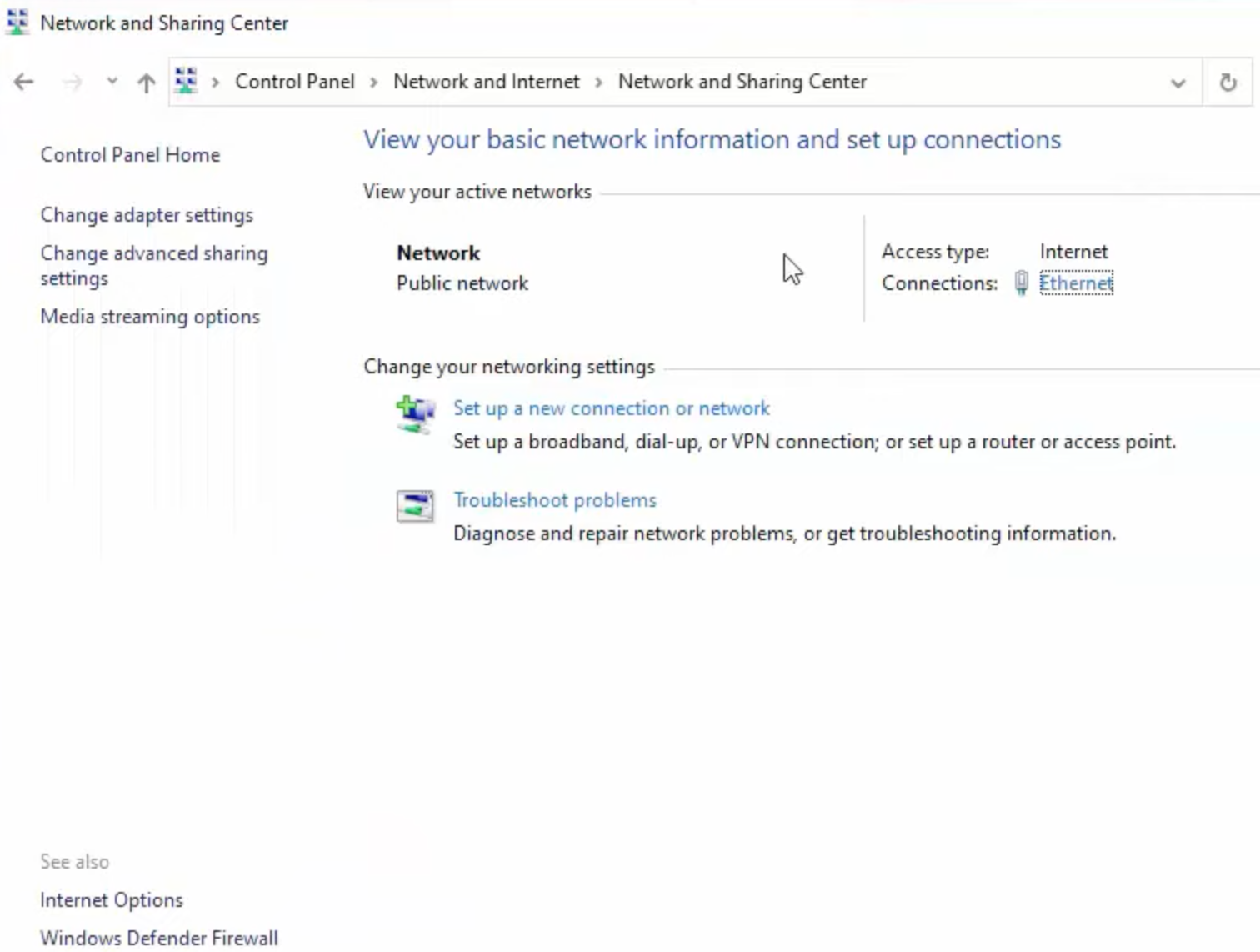 Netwerk- en deelcentrum met optie Adapterinstellingen wijzigen in Windows