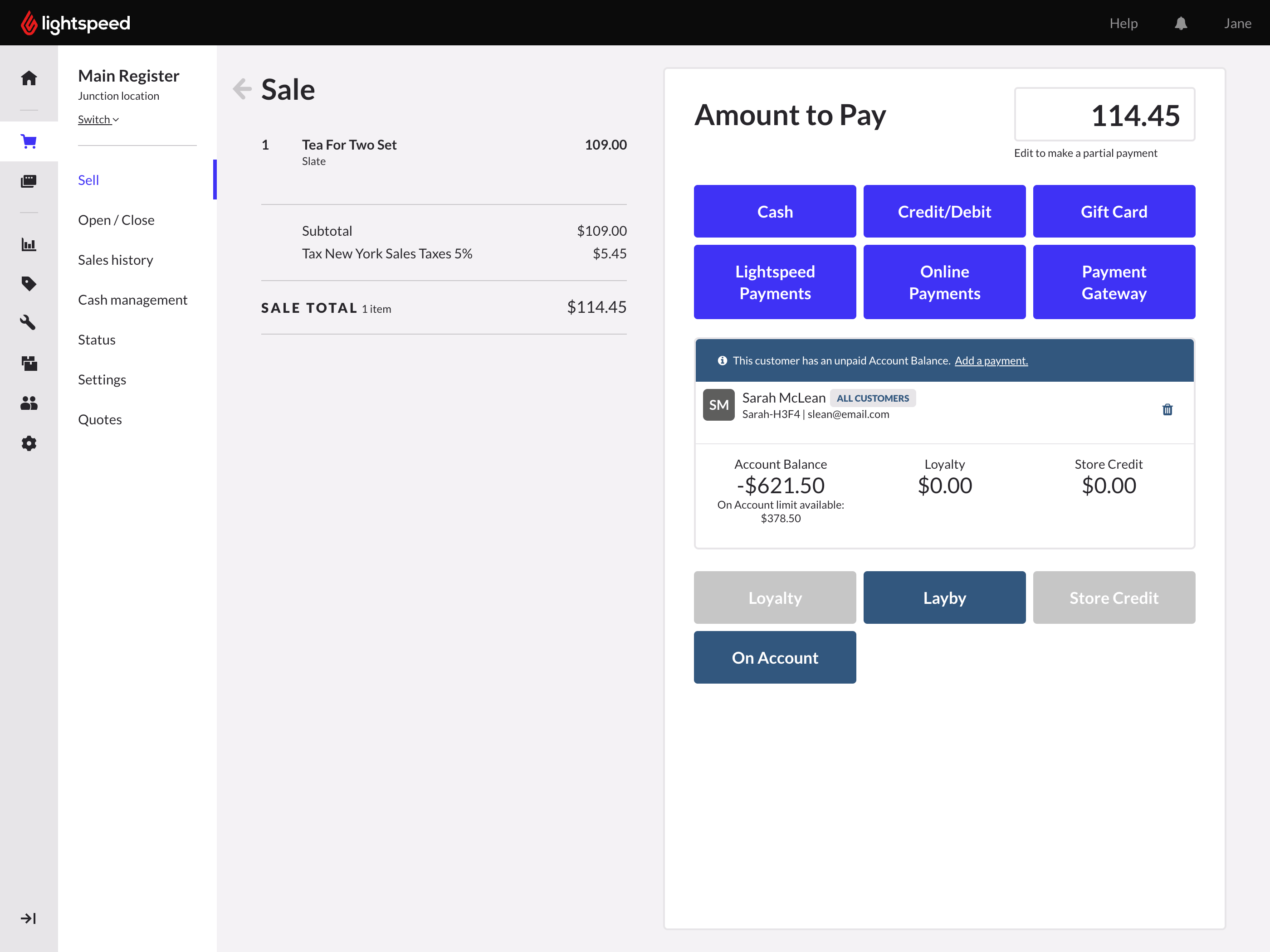 Payment screen with options to select as payment methods.